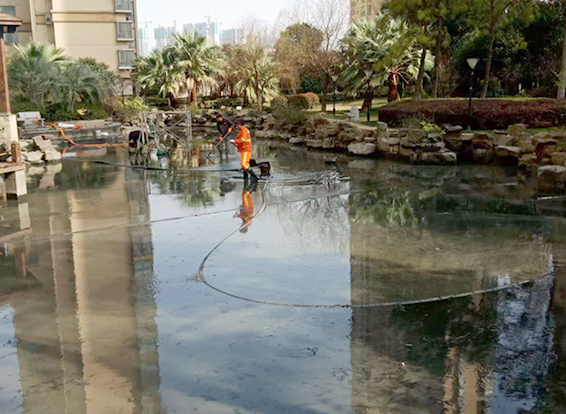 通辽景观池淤泥清理
