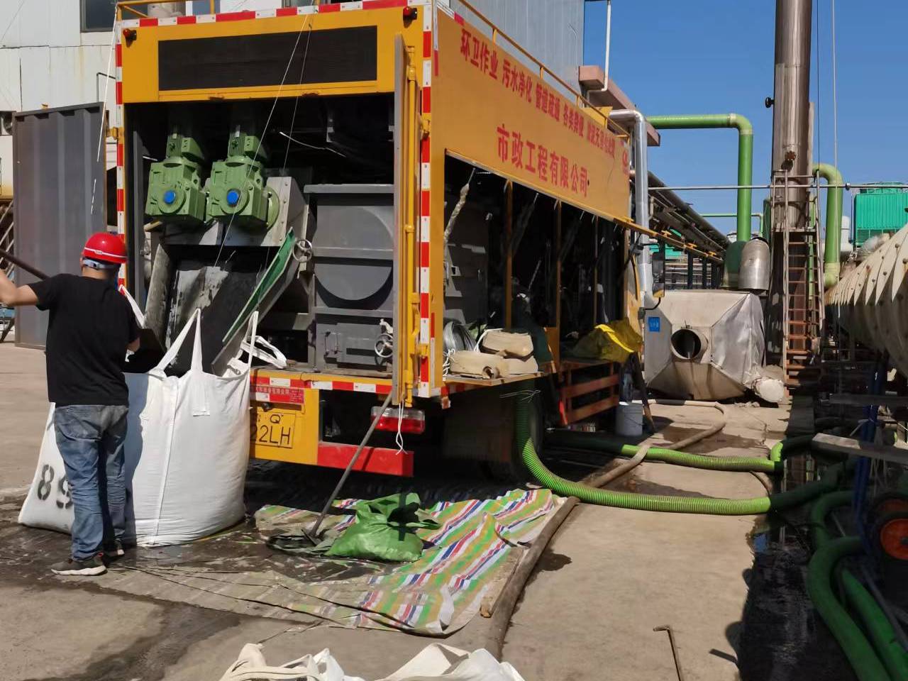 通辽淤泥压干处理